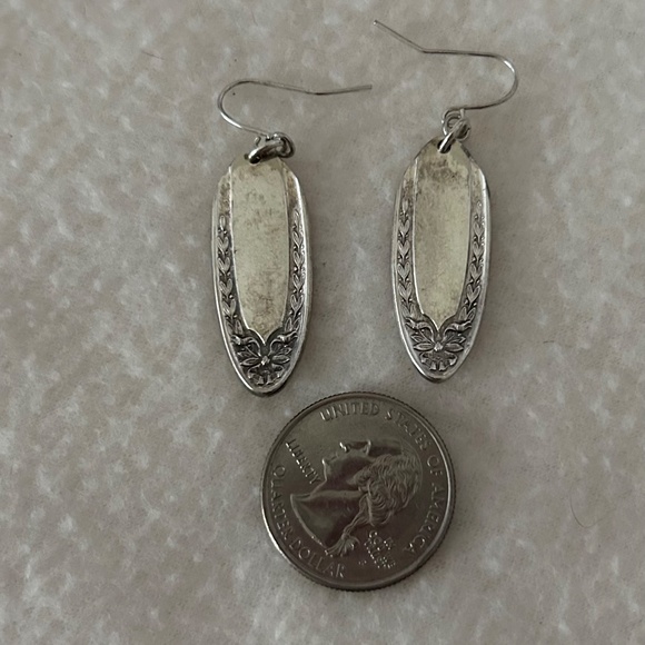 Silver plate silverware earrings Oneida Bridal Wreath 1915 - Picture 2 of 3